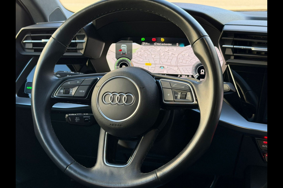 Audi A3 Sportback 40 TFSI e Edition | Navigatie | Virtual | Cruise | Sportstoelen | Clima | 16".