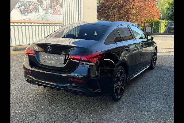 Mercedes-Benz A-Klasse 250 e Black-Edition Limousine AMG-LINE 218 Pk | Navigatie | Sfeerverlichting | Cruise | Climate | Full Led.