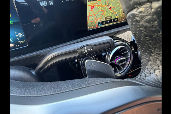 Mercedes-Benz A-Klasse 250 e Black-Edition Limousine AMG-LINE 218 Pk | Navigatie | Sfeerverlichting | Cruise | Climate | Full Led.