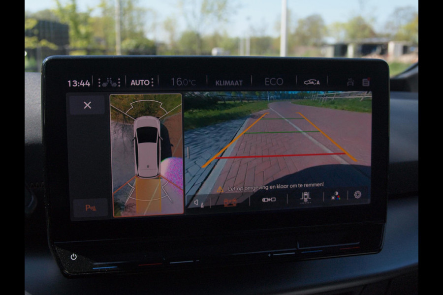 CUPRA Born Performance One 62 kWh | Panoramadak | 360 Camera | Head-Up Display | Apple Carplay |