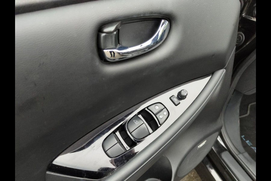 Nissan Leaf e+ Tekna 62kWh 218pk LEER Apple Carplay Android Auto Cruise control adaptief 360°Camera Navi Ecc Stoel+Stuurverwarming Keyless D Dodehoek detector Rijstrooksensor met correctie Uitparkeer waarschuwing Verkeersbord detectie Bluetooth Privacy Glas Lmv 17" Grootste Accu Grootste Actieradius Hoogste vermogen 218pk !