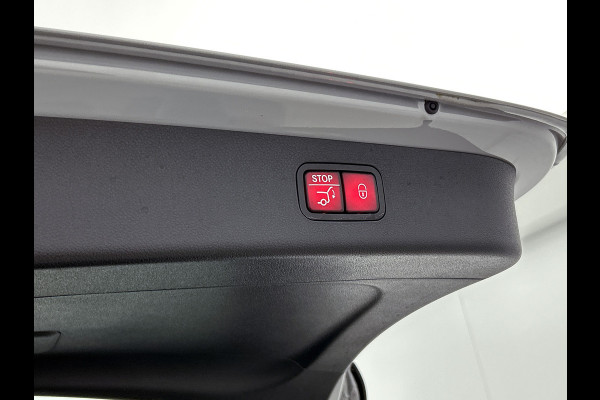 Mercedes-Benz E-Klasse Estate 300 e AMG Plug-In Hybride Trekhaak AMG Line | Night Pakket | Ledkoplampen | Stoelverwarming voor | Distronic. Inclusief 24 maanden MB Certified garantie voor Europa.