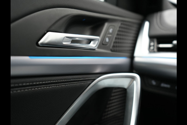 BMW X1 xDrive30e X Line PHEV 327pk Dealer O.H. | Camera | Lederen Sportstoelen & Stuur Verwarmd | Sfeerverlichting | Apple Carplay | Blis | Keyless | Navigatie | DAB | Cruise Control | 20"L.M | Plug In Hybrid |