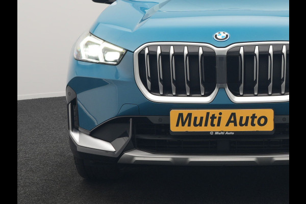BMW X1 xDrive30e X Line PHEV 327pk Dealer O.H. | Camera | Lederen Sportstoelen & Stuur Verwarmd | Sfeerverlichting | Apple Carplay | Blis | Keyless | Navigatie | DAB | Cruise Control | 20"L.M | Plug In Hybrid |