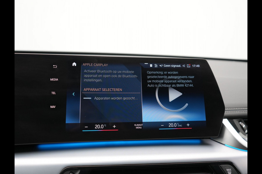 BMW X1 xDrive30e X Line PHEV 327pk Dealer O.H. | Camera | Lederen Sportstoelen & Stuur Verwarmd | Sfeerverlichting | Apple Carplay | Blis | Keyless | Navigatie | DAB | Cruise Control | 20"L.M | Plug In Hybrid |