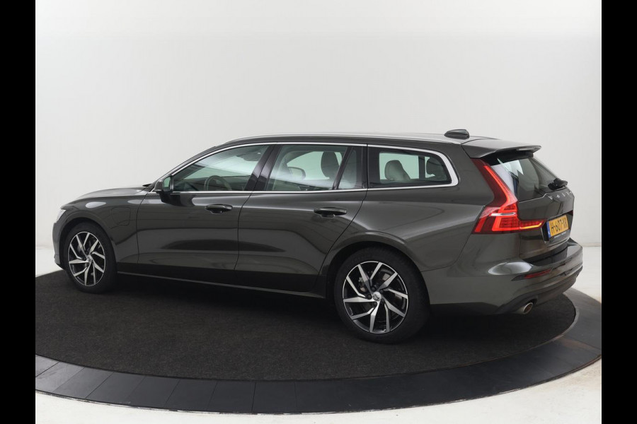 Volvo V60 2.0 T6 Twin Engine AWD Momentum Pro | SOH 88% | Stoelverwarming | Adaptive cruise | Carplay | Half leder | Navigatie | Full LED | Parkeerhulp | Climate control | Bluetooth | PHEV | Plug In