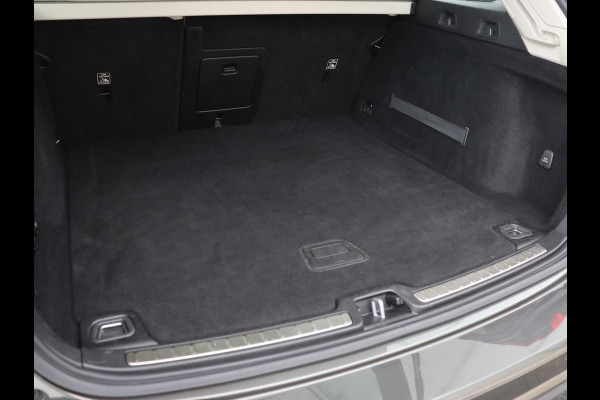 Volvo V60 2.0 T6 Twin Engine AWD Momentum Pro | SOH 88% | Stoelverwarming | Adaptive cruise | Carplay | Half leder | Navigatie | Full LED | Parkeerhulp | Climate control | Bluetooth | PHEV | Plug In