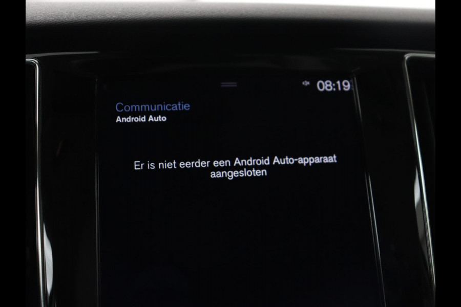 Volvo V60 2.0 T6 Twin Engine AWD Momentum Pro | SOH 88% | Stoelverwarming | Adaptive cruise | Carplay | Half leder | Navigatie | Full LED | Parkeerhulp | Climate control | Bluetooth | PHEV | Plug In
