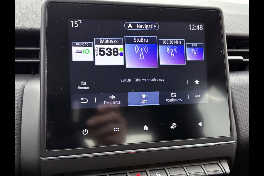 Renault Clio 1.0 TCe Zen / 6Versn. / 5drs./ Pdc./ Airco / Navigatie / Radio multimedia / Apk 04-2027
