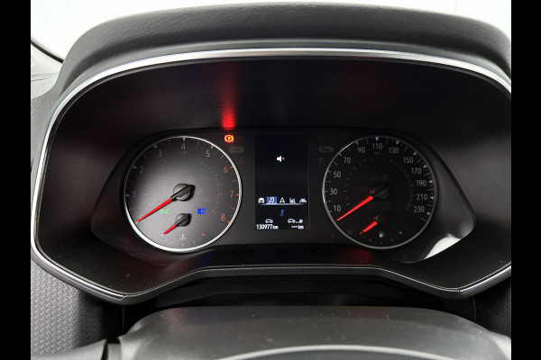 Renault Clio 1.0 TCe Zen / 6Versn. / 5drs./ Pdc./ Airco / Navigatie / Radio multimedia / Apk 04-2027