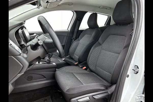 Renault Clio 1.0 TCe Zen / 6Versn. / 5drs./ Pdc./ Airco / Navigatie / Radio multimedia / Apk 04-2027