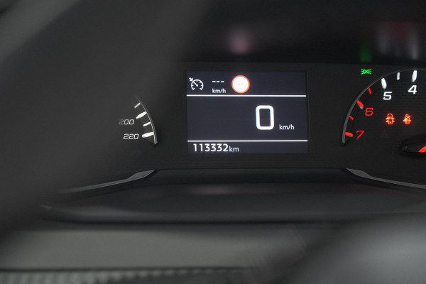 Peugeot 208 PureTech 75 Active Pack | Navigatie | Parkeersensoren | Apple Carplay | Allseason Banden