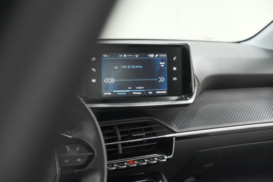 Peugeot 208 PureTech 75 Active Pack | Navigatie | Parkeersensoren | Apple Carplay | Allseason Banden
