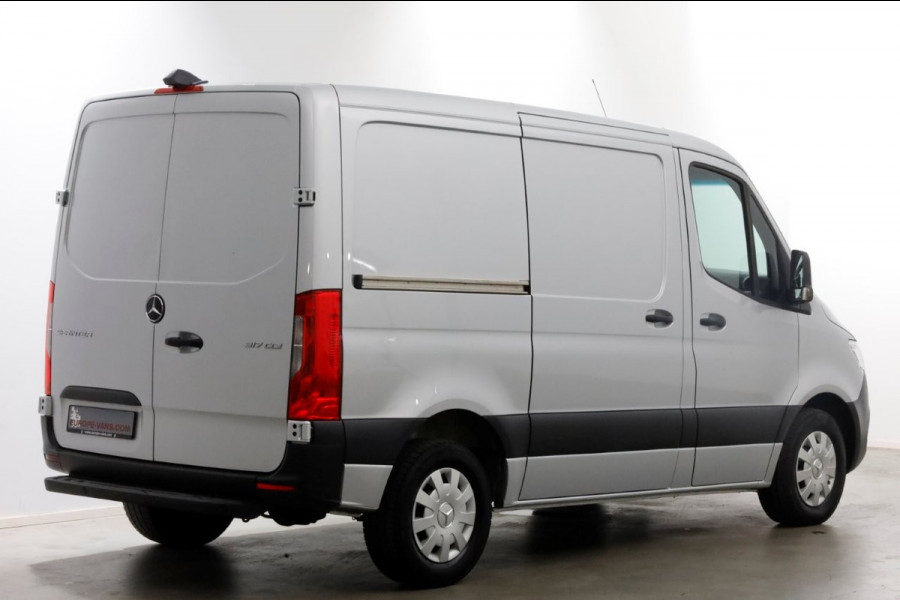 Mercedes-Benz Sprinter 317 CDI 170pk L1H1 RWD 9G Automaat LED/ACC/Camera/Inrichting 11-2022