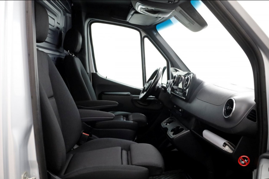 Mercedes-Benz Sprinter 317 CDI 170pk L1H1 RWD 9G Automaat LED/ACC/Camera/Inrichting 11-2022