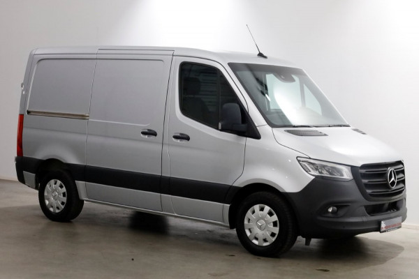 Mercedes-Benz Sprinter 317 CDI 170pk L1H1 RWD 9G Automaat LED/ACC/Camera/Inrichting 11-2022