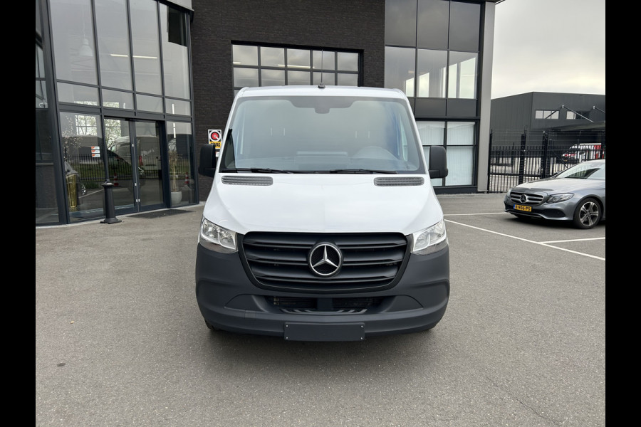Mercedes-Benz Sprinter 317 CDI L2 H1 L+R Schuifdeur / MBUX / Camera / Carplay navigatie / Geveerde stoel / Cruise control / Airco