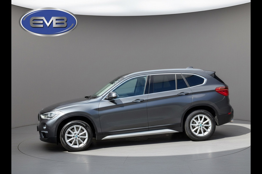 BMW X1 SDrive20i AUTOMAAT 192 pk Orange Sport Edition, lederen sportinterieur,stoelverwarming, elect achterklep, NL auto met nap