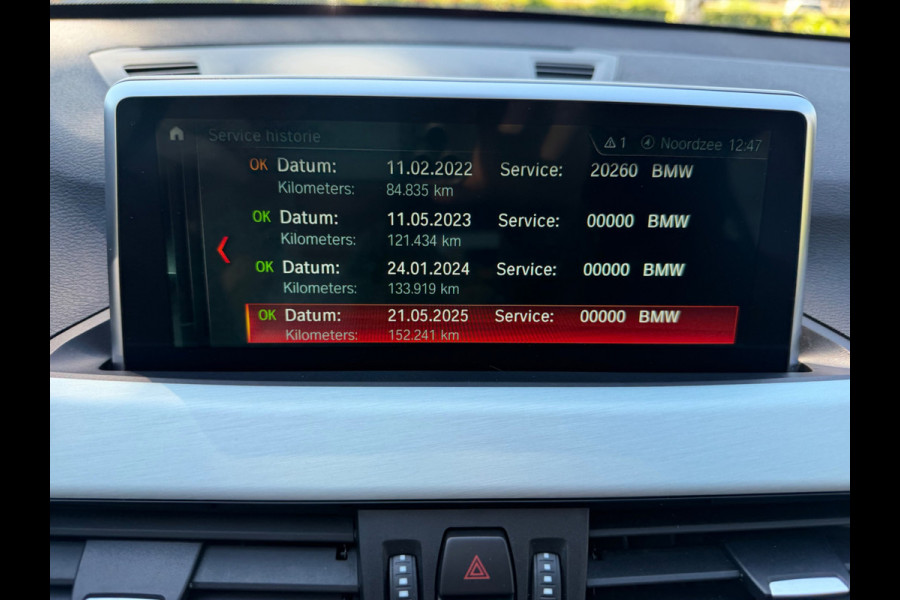 BMW X1 SDrive20i AUTOMAAT 192 pk Orange Sport Edition, lederen sportinterieur,stoelverwarming, elect achterklep, NL auto met nap