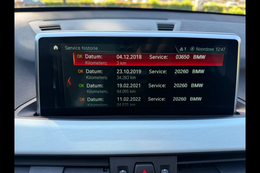 BMW X1 SDrive20i AUTOMAAT 192 pk Orange Sport Edition, lederen sportinterieur,stoelverwarming, elect achterklep, NL auto met nap