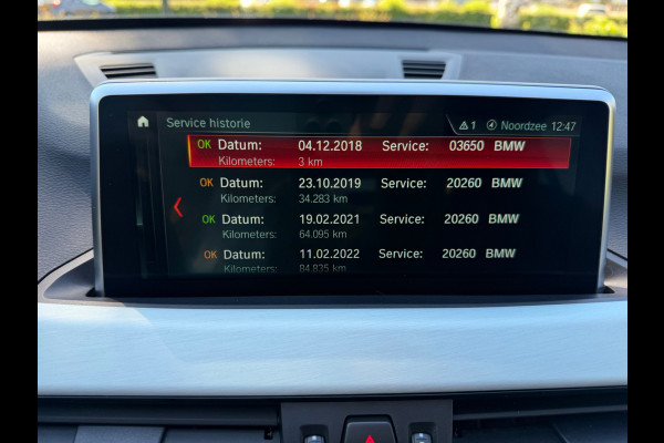 BMW X1 SDrive20i AUTOMAAT 192 pk Orange Sport Edition, lederen sportinterieur,stoelverwarming, elect achterklep, NL auto met nap