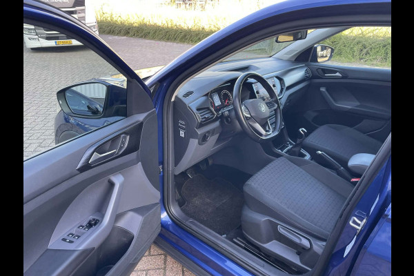 Volkswagen T-Cross 1.0 TSI Life Business / carplay