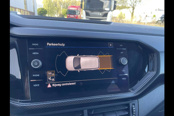 Volkswagen T-Cross 1.0 TSI Life Business / carplay
