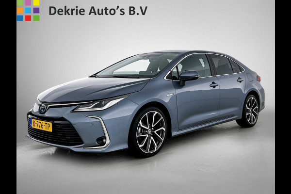 Toyota Corolla 1.8 Hybrid Executive Sedan / Leder / Navigatie / Xenon / Pdc.V+A / Airco-ecc./ Radio multimedia / Apk 03-2027