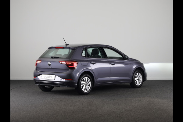 Volkswagen Polo 1.0 TSI Style 95 PK DSG Automaat |   Navigatie via app |  Parkeersensoren | Privacy glass |