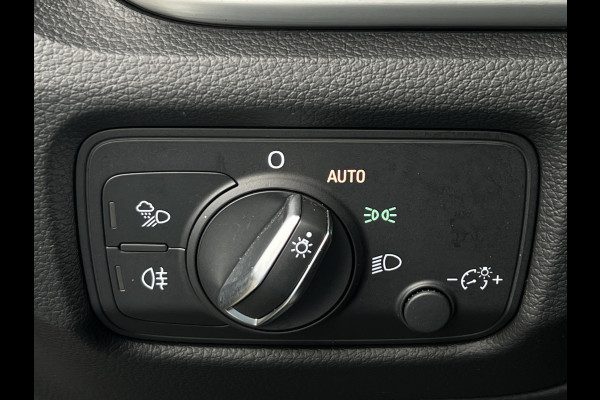 Audi A3 Sportback 40 e-tron Advance Sport | S-Line | Virtual Cockpit | Navi | DAB