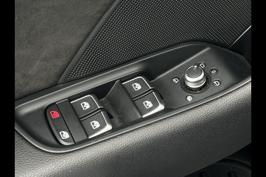 Audi A3 Sportback 40 e-tron Advance Sport | S-Line | Virtual Cockpit | Navi | DAB