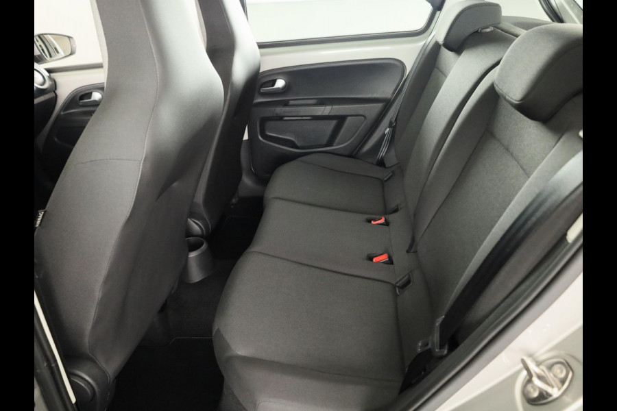 Volkswagen up! 1.0 65PK | Navigatie via app | Airco | DAB+ |