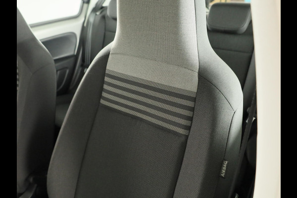 Volkswagen up! 1.0 65PK | Navigatie via app | Airco | DAB+ |