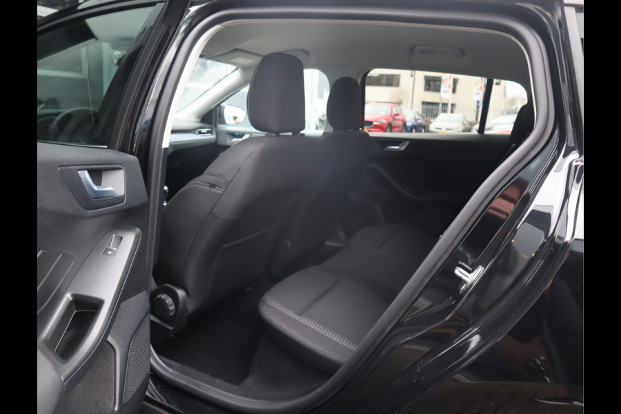 Ford FOCUS Wagon 1.0 EcoBoost Hybrid Titanium Style  Adaptive CC / Trekhaak Mild-hybride