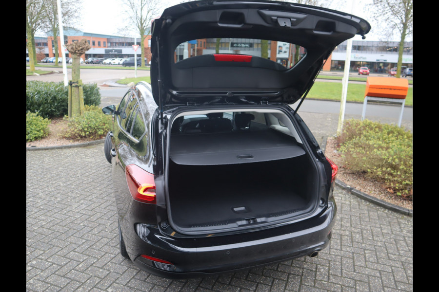 Ford FOCUS Wagon 1.0 EcoBoost Hybrid Titanium Style  Adaptive CC / Trekhaak Mild-hybride