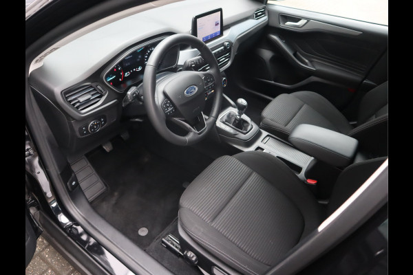 Ford FOCUS Wagon 1.0 EcoBoost Hybrid Titanium Style  Adaptive CC / Trekhaak Mild-hybride