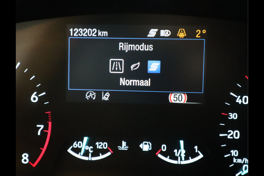 Ford FOCUS Wagon 1.0 EcoBoost Hybrid Titanium Style  Adaptive CC / Trekhaak Mild-hybride