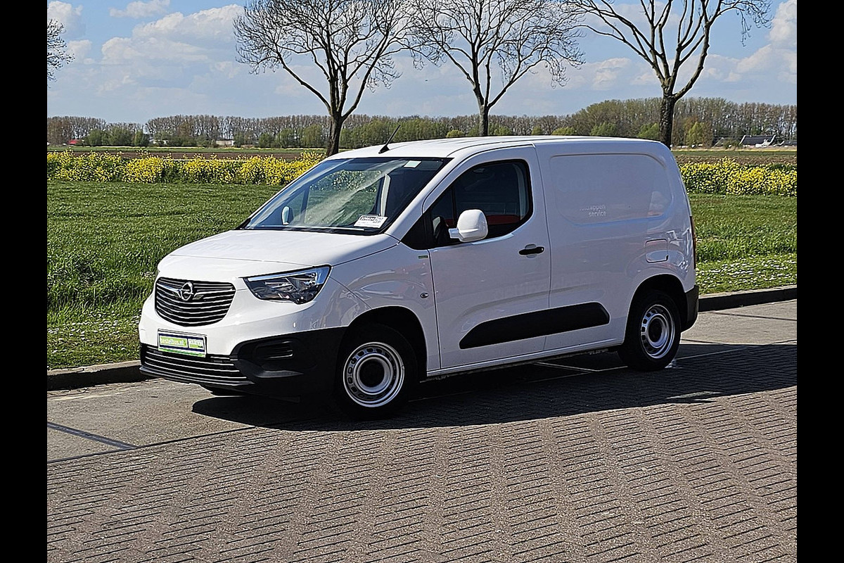 Opel Combo 1.5D L1H1 Edition L3H2 Maxi LED Automaat Navi Camera Mbux10 PDC BPM VRIJ Euro6 170 PK!