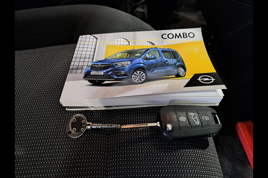 Opel Combo 1.5D L1H1 Edition L3H2 Maxi LED Automaat Navi Camera Mbux10 PDC BPM VRIJ Euro6 170 PK!