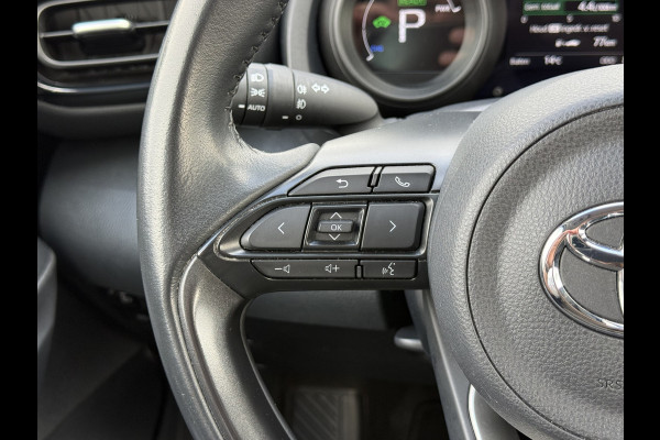 Toyota Yaris 1.5 Hybrid Team D | ACC | CarPlay | Camera | Keyless | LED