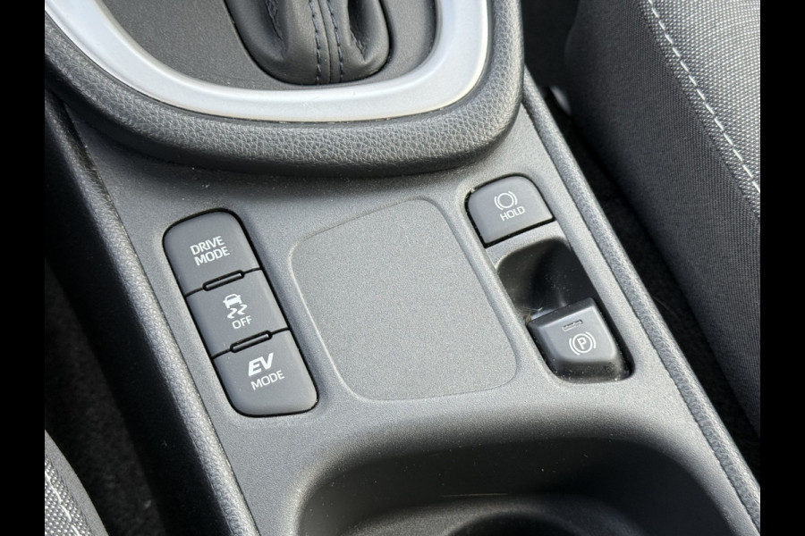 Toyota Yaris 1.5 Hybrid Team D | ACC | CarPlay | Camera | Keyless | LED