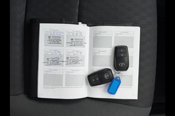 Toyota Yaris 1.5 Hybrid Team D | ACC | CarPlay | Camera | Keyless | LED