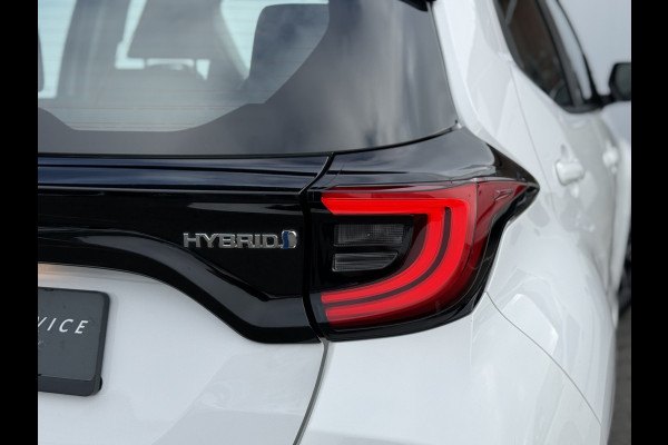 Toyota Yaris 1.5 Hybrid Team D | ACC | CarPlay | Camera | Keyless | LED