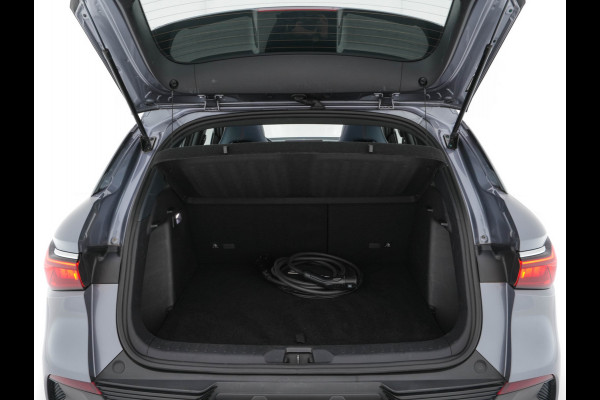 BYD ATTO 3 Comfort 60 kWh [ 3-Fase ] {SOH-92%} (INCL.BTW) *PANO | ADAPTIVE-CRUISE | LEATHER | FULL-LED | TOP-VIEW | BLIND-SPOT | HEATED-COMFORTSEATS | DIGI-COCKPIT | CARPLAY | DAB | NAVI-FULLMAP | ECC | PDC | 18''ALU*