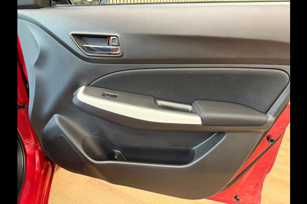 Suzuki Swift 1.2 Select Smart Hybrid AUTOMAAT NAVI LED CLIMATE CRUISE CONTROL CAMERA PDC V+A