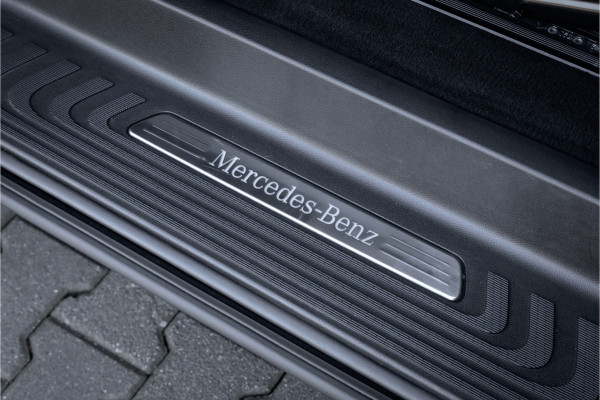 Mercedes-Benz V-Klasse 300d 4 Matic XL AMG-Line -Burmester-Distronic-Trekhaak