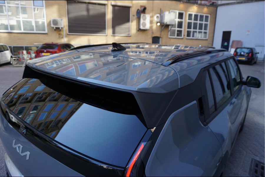 Kia EV3 Plus 81.4 kWh | Adaptieve cruise + Lane dep | 605km WLTP | Apple Carplay | Verwarde stoelen + stuurwiel | Keyless |