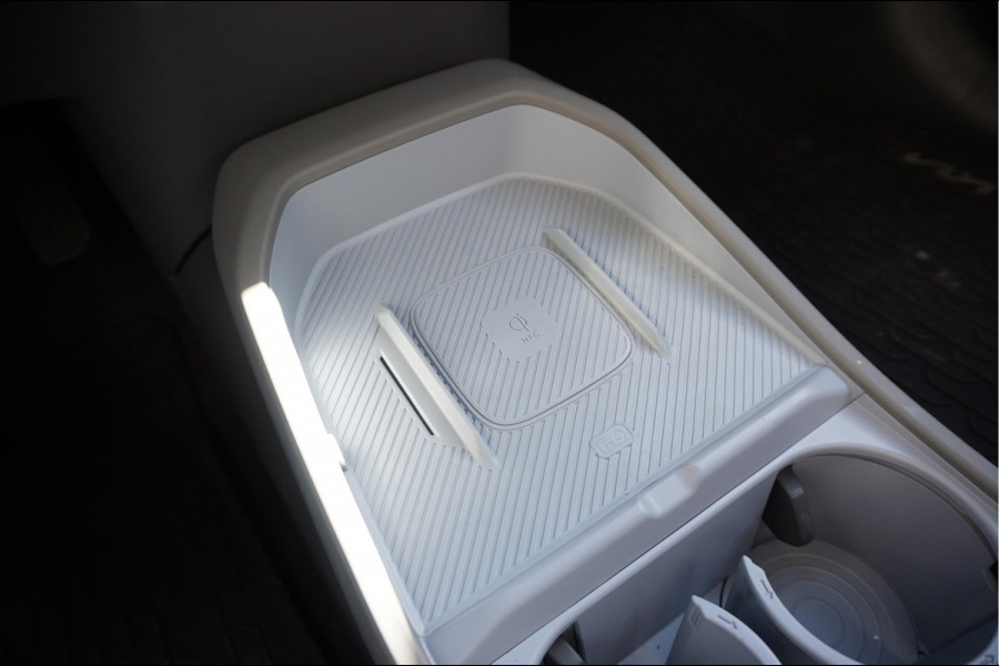 Kia EV3 Plus 81.4 kWh | Adaptieve cruise + Lane dep | 605km WLTP | Apple Carplay | Verwarde stoelen + stuurwiel | Keyless |