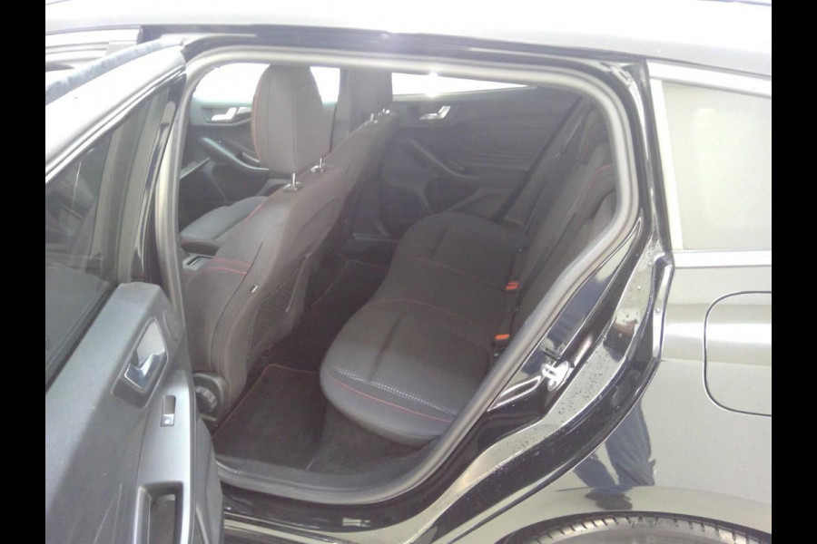 Ford FOCUS Wagon 1.0 EcoBoost Hybrid ST Line X Business | 71.300 KM | Trekhaak | Winterpack | WORDT VERWACHT!