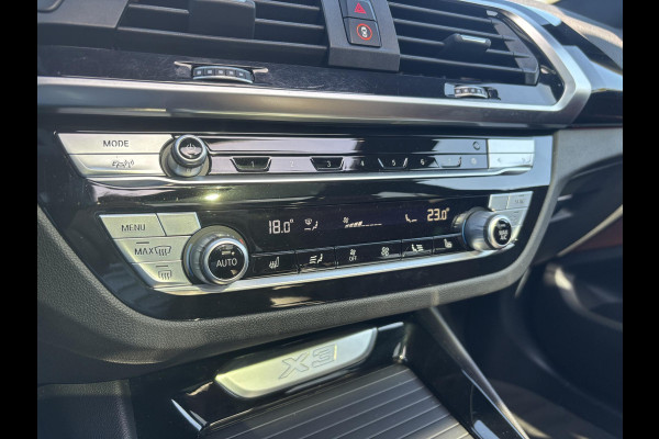 BMW X3 xDrive30e M Sport Plug-in Hybrid 292pk | VOL! | Panormamadak | Adaptive cruise | Trekhaak | M-pakket | Sportstoelen | 21 inch | Head-up Display | Memory seats | Harman Kardon | 360 graden camera | Keyless | Stoelverwarming | Adaptief deming systeem | Draadloos opladen